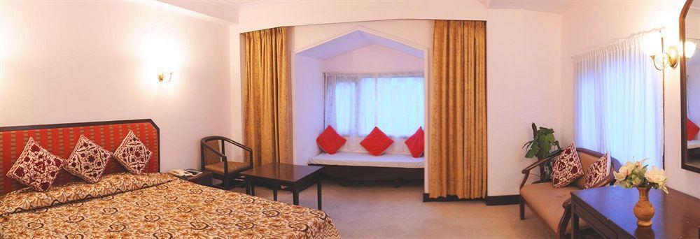 Royal Jardin Whistling Pines Resort Shimla Exterior foto